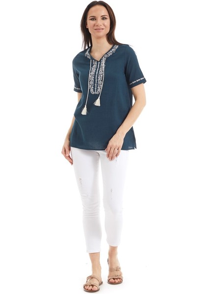 Şile Bezi Petrol Nakış Işlemeli Bluz fiyatları