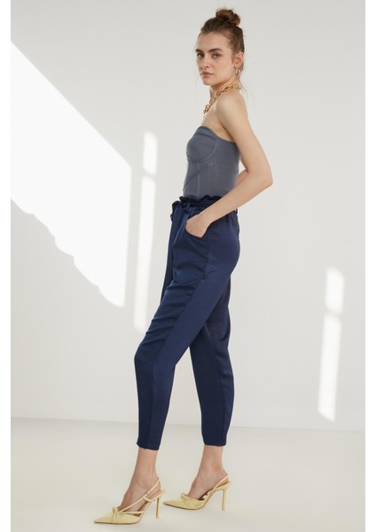 Yüksek Bel Beli Büzgülü Havuç Pantolon modelleri