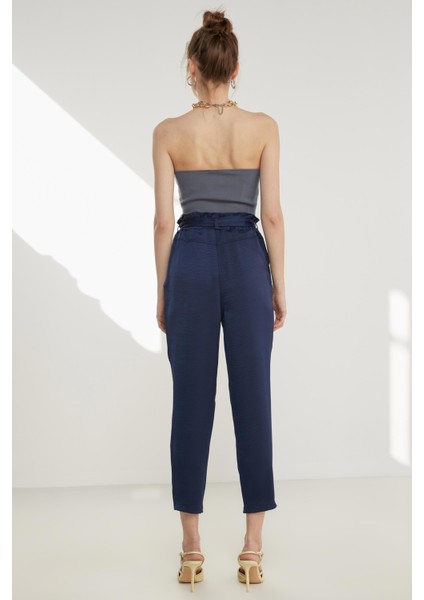 Yüksek Bel Beli Büzgülü Havuç Pantolon fırsatları