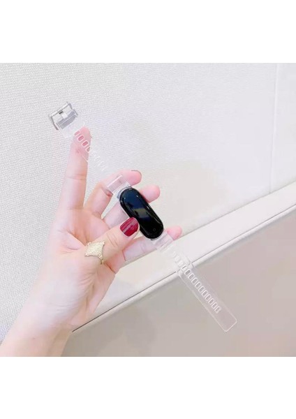 Xiaomi Mi Band 5 ve 6 Uyumlu Şeffaf Silikon Kordon