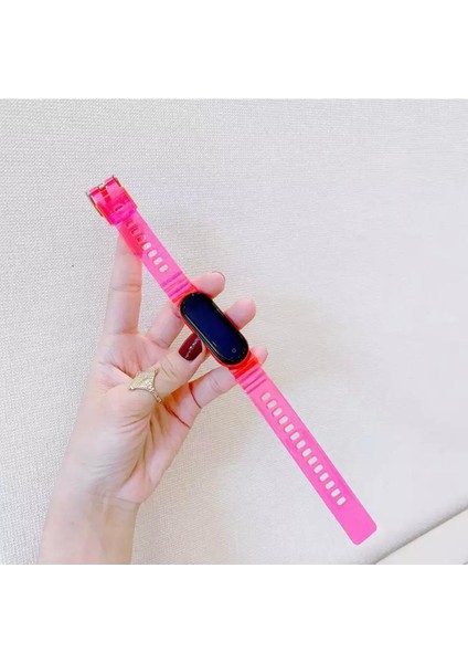 Xiaomi Mi Band 5 ve 6 Uyumlu Şeffaf Silikon Kordon