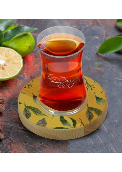Kişiye Özel Yapraklar Tasarımlı Doğal Ahşap Tabaklı Heybeli Çay Bardağı Model 4