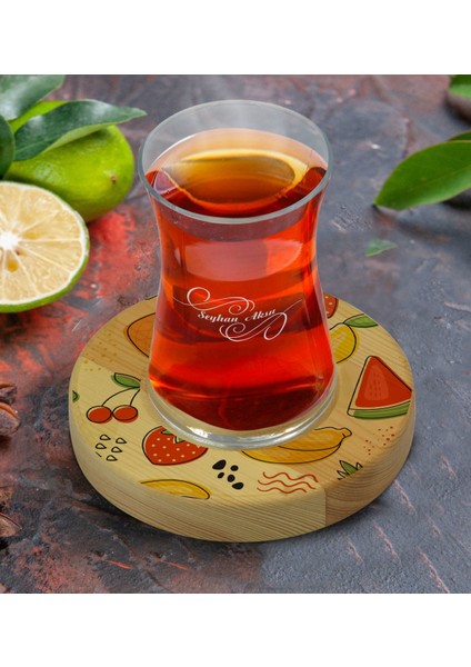 Kişiye Özel Meyveler Tasarımlı Doğal Ahşap Tabaklı Heybeli Çay Bardağı Model 2 fiyatları