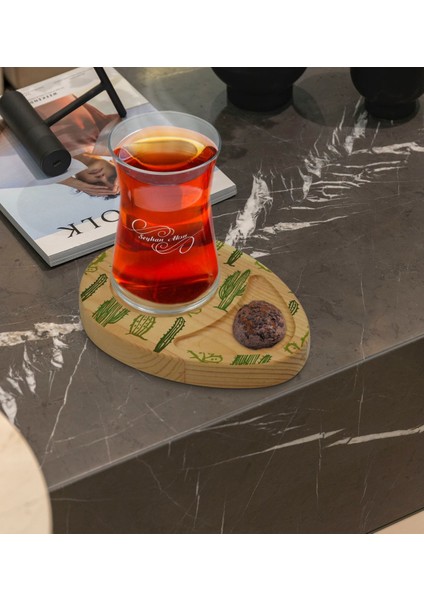 Kişiye Özel Kaktüs Tasarımlı Doğal Ahşap Tabaklı Heybeli Çay Bardağı Sunum Seti Model 2