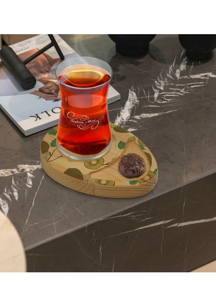 Kişiye Özel Kivi Tasarımlı Doğal Ahşap Tabaklı Heybeli Çay Bardağı Sunum Seti Model 1