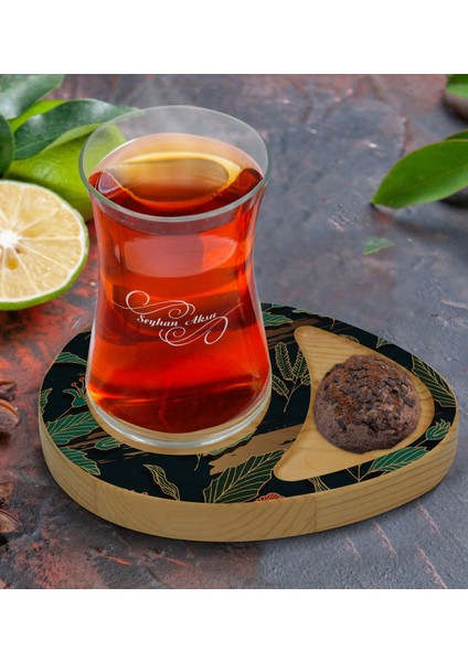 Kişiye Özel Çiçekler Tasarımlı Doğal Ahşap Tabaklı Heybeli Çay Bardağı Sunum Seti Model 2