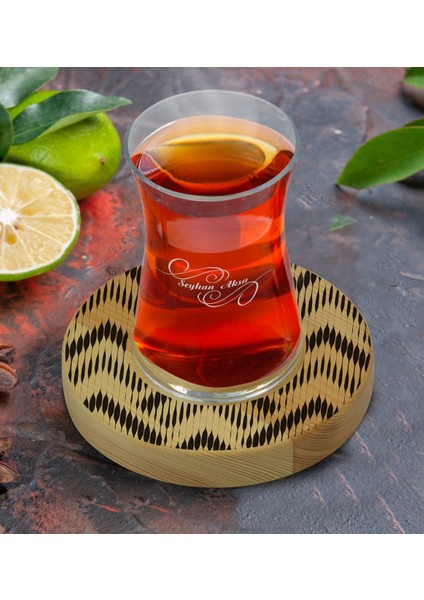 Kişiye Özel Modern Art Tasarımlı Doğal Ahşap Tabaklı Heybeli Çay Bardağı Model 17 fiyatları