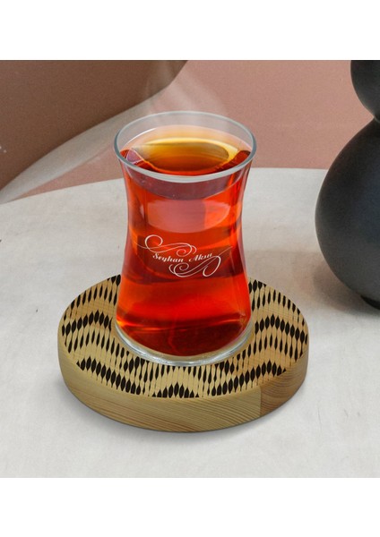 Kişiye Özel Modern Art Tasarımlı Doğal Ahşap Tabaklı Heybeli Çay Bardağı Model 17 modelleri