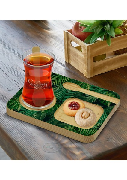 Kişiye Özel Doğal Ahşap Kaşıklı Sunum Tabağı ve Heybeli Çay Bardağı Hediye Seti - Model 16