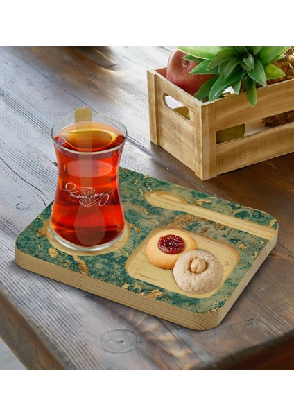 Kişiye Özel Doğal Ahşap Kaşıklı Sunum Tabağı ve Heybeli Çay Bardağı Hediye Seti - Model 18