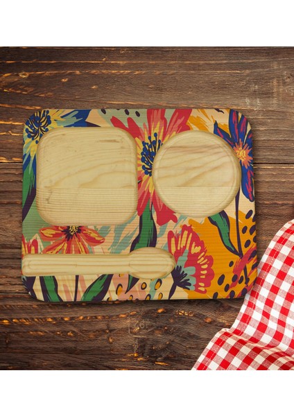 Kişiye Özel Doğal Ahşap Kaşıklı Sunum Tabağı ve Heybeli Çay Bardağı Hediye Seti - Model 10 fırsatları