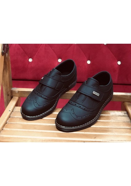 Erkek Çocuk Klasik Siyah Kaymaz Taban Sünnet Ayakkabısı