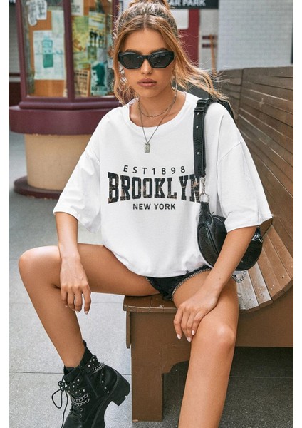 Unisex Brooklyn Baskılı Tshirt