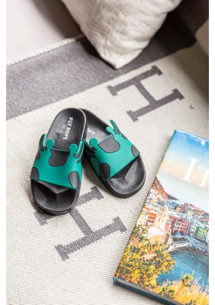 Çocuk Siyah & Yeşil Parçalı Terlik