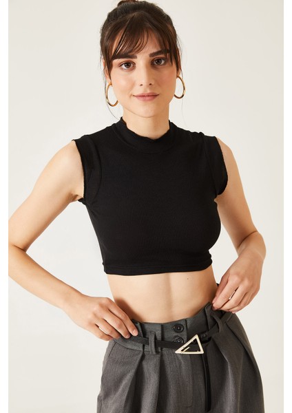 Kadın Dik Yaka Sıfır Kol Kaşkorse Bluz