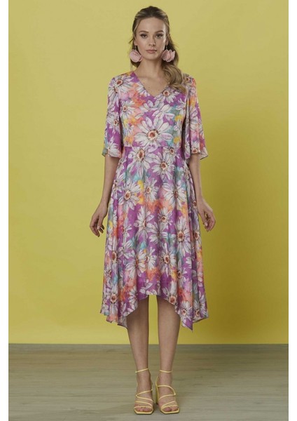 Kolu Volanlı V Yaka Emprime Elbise