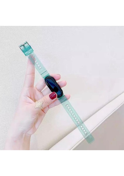 Xiaomi Mi Band 5 ve 6 Uyumlu Şeffaf Silikon Kordon modelleri