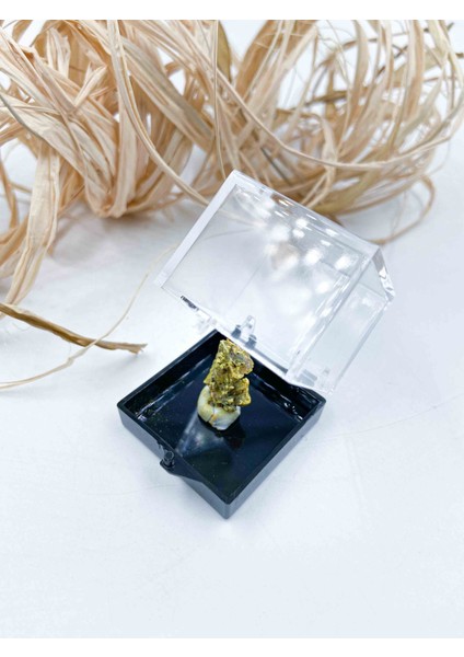 Gold Kalko Pirit Taşı Parça Kutulu Ebat 3 cm