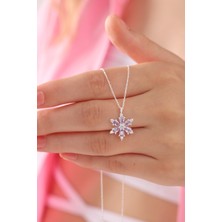 Bilsen Store Kadın 925 Ayar Gümüş Zincirli Lila Taşlı Kamelya Lotus Çiçeği Kolye