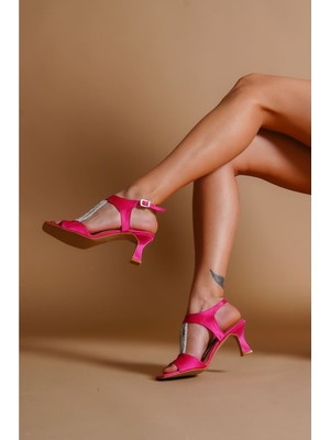 Moda Radikal Grace Fuşya Saten Taş Detaylı Tasarım Topuklu Kadın Ayakkabı