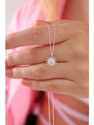 Bilsen Store Kadın 925 Ayar Gümüş Zirkon Taşlı Güneş Modeli Kolye