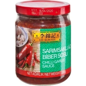 Lee Kum Kee Sarımsaklı Acı Biber Sos 226 gr