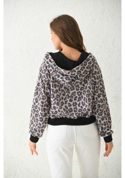 Bej Kapüşonlu Leopar Baskılı Sweatshirt fiyatları
