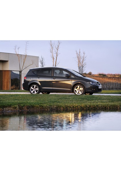 Seat Altea Xl 2008-2015 Silindir Kapağı Havalandırma Hava Alma Borusu 06A103212A