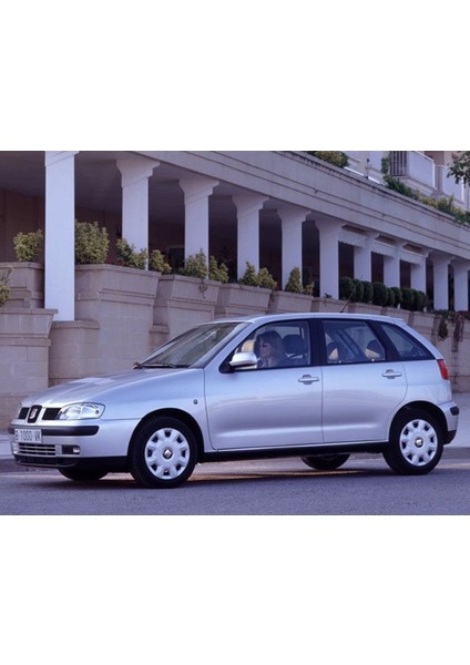 Seat Ibiza 1999-2002 Silindir Kapağı Havalandırma Hava Alma Borusu 06A103212A
