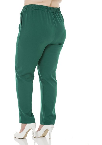 Büyük Beden Beli Yan ve Arkadan Lastikli Dar Paça Cepli Zümrüt Yeşili Pantolon modelleri