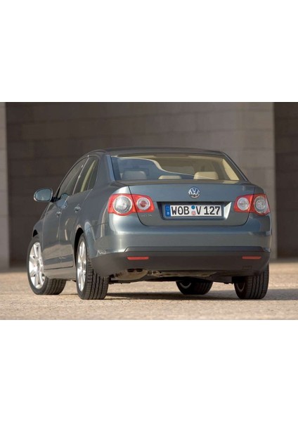 Vw Volkswagen Jetta 2006-2011 Arka Tampon Çeki Demir Kapağı Kapak 1K5807441A fiyatları