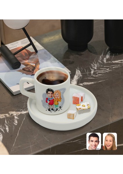 Kişiye Özel Sunum Tabaklı Sevgililer Karikatürlü Türk Kahvesi Fincanı Model 107 fiyatları