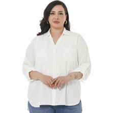 Disentis Modest Büyük Beden Katlamalı Kollu Çift Cepli Sırt Büzgü Detaylı Arkası Uzun Beyaz Gömlek