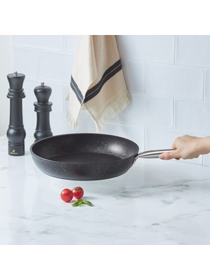 Karaca Avanos Black Gold Bio Granit Tava 30 cm 3,3 Lt