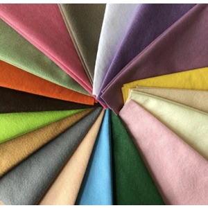 Yumuşak Keçe İnce 50x50 cm 18 Renkli Sanatsal Malzeme Yaratıcı Projeler İçin