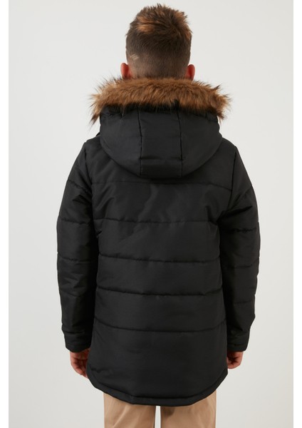 Yakası Suni Kürklü Peluş Astarlı Kapüşonlu Kışlık Mont Erkek Çocuk Mont 6036024 indirimleri
