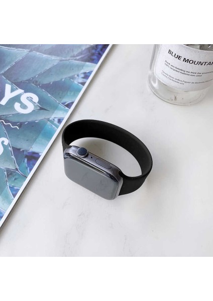 Apple Watch 38MM Krd-31 Solo Loop Medium Kordon-Siyah