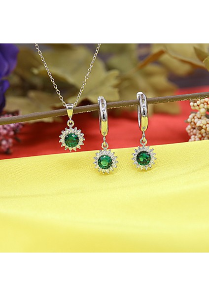 Yeşil Beyaz Taşlı Minimal Anturaj Yuvarlak Gümüş Kolye Küpe Takım modelleri