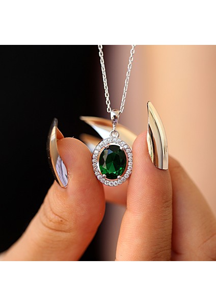 Yeşil Beyaz Zirkon Taşlı Oval Gümüş Kolye Küpe Takım modelleri