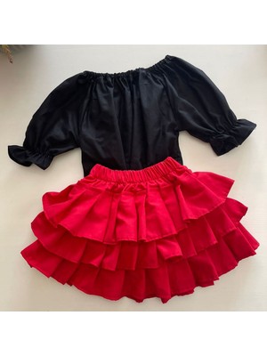 Özge Başaran Kız Çocuk, Kırmızı Fırfırlı Etek, Balon Kol Siyah Bluz, Kırmızı Bandana Set. 24-36 Ay