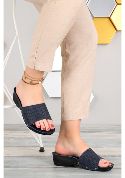 Ary 68-791 Günlük 4 cm Topuk Jelli Kadın Terlik modelleri