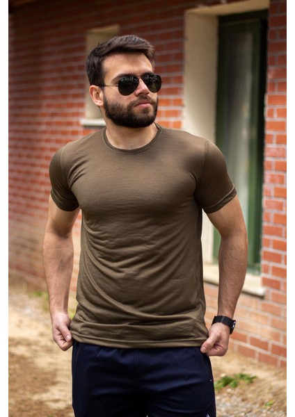 Haki Yeşil Basic Rahat İnce Petek Kumaş Spor Erkek T-Shirt 22ETSHPORT