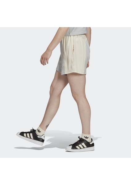 Shorts HC7038 Kadın Günlük Şort fiyatları