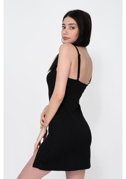 Kadın Siyah Askılı Yırtmaçlı Mini Elbise