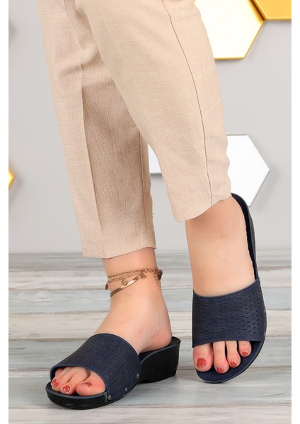 Ary 68-791 Günlük 4 cm Topuk Jelli Kadın Terlik Lacivert fiyatları