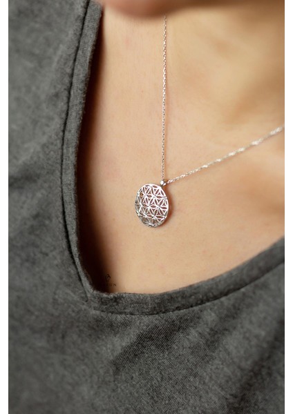 Yaşam Çiçeği Gümüş Rengi 925 Ayar Gümüş Kolye