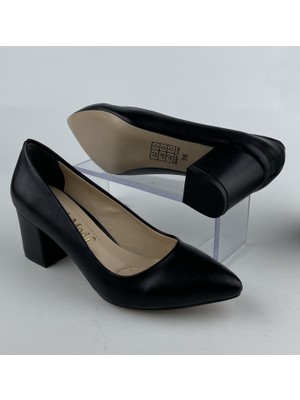 Astorya Ticaret Siyah Suni Deri Kalın Topuklu Kadın Topuklu Ayakkabı - 38