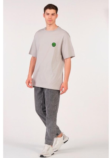Unisex (Erkek -Kadın) Oversize ( Bol-Salaş ) T-Shirt Renk Gri Sevimli Kuru Kafa