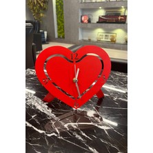 Decorelax Masaüstü Metal Saat Kalpli Kırmızı Model