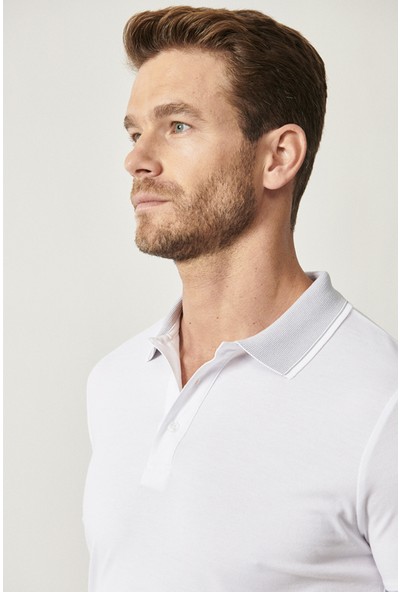 Altınyıldız Classıcs Erkek Beyaz Düğmeli Polo Yaka Cepsiz Slim Fit Dar Kesim Düz Tişört
